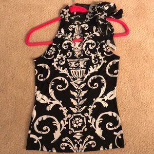 XS White House|Black Market sleeveless blouse